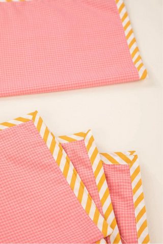 Joyee Pink Dinner Napkin ( set of 4)